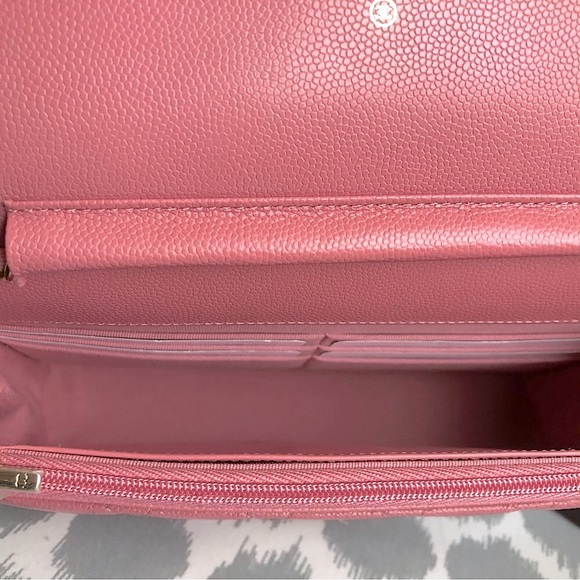 🤩💓💯 authentic Chanel WOC - Picture 10 of 12